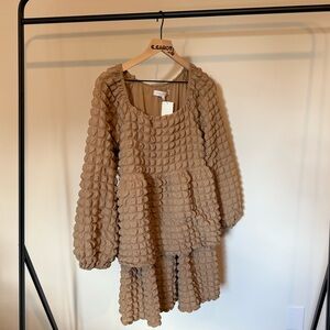 NWT Simply Southern Long Sleeve Tiered Bubble Dress Tan